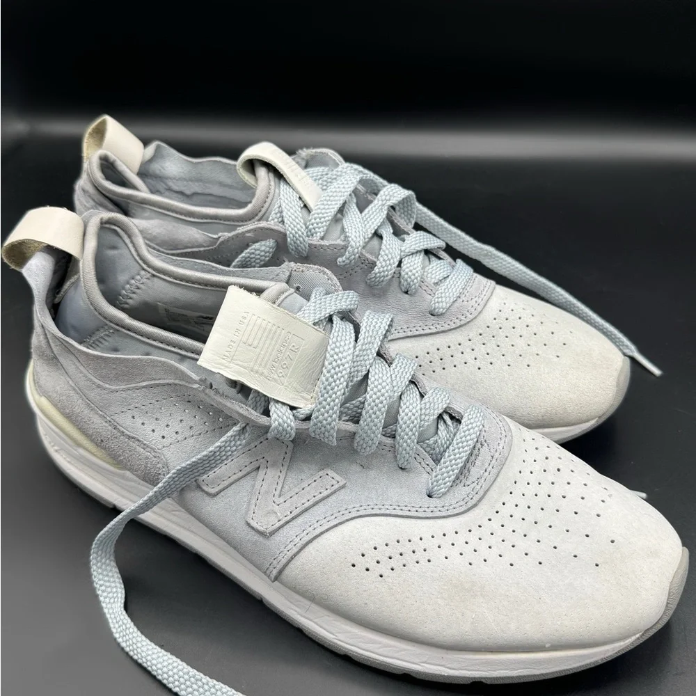 New Balance 997 Made in USA Grey Suede Sneakers Men’s 10.5 M997DS2